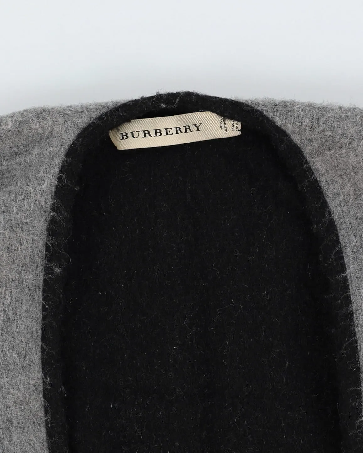 Burberry Grey Checked Cashmere Shawl / Wrap - One Size