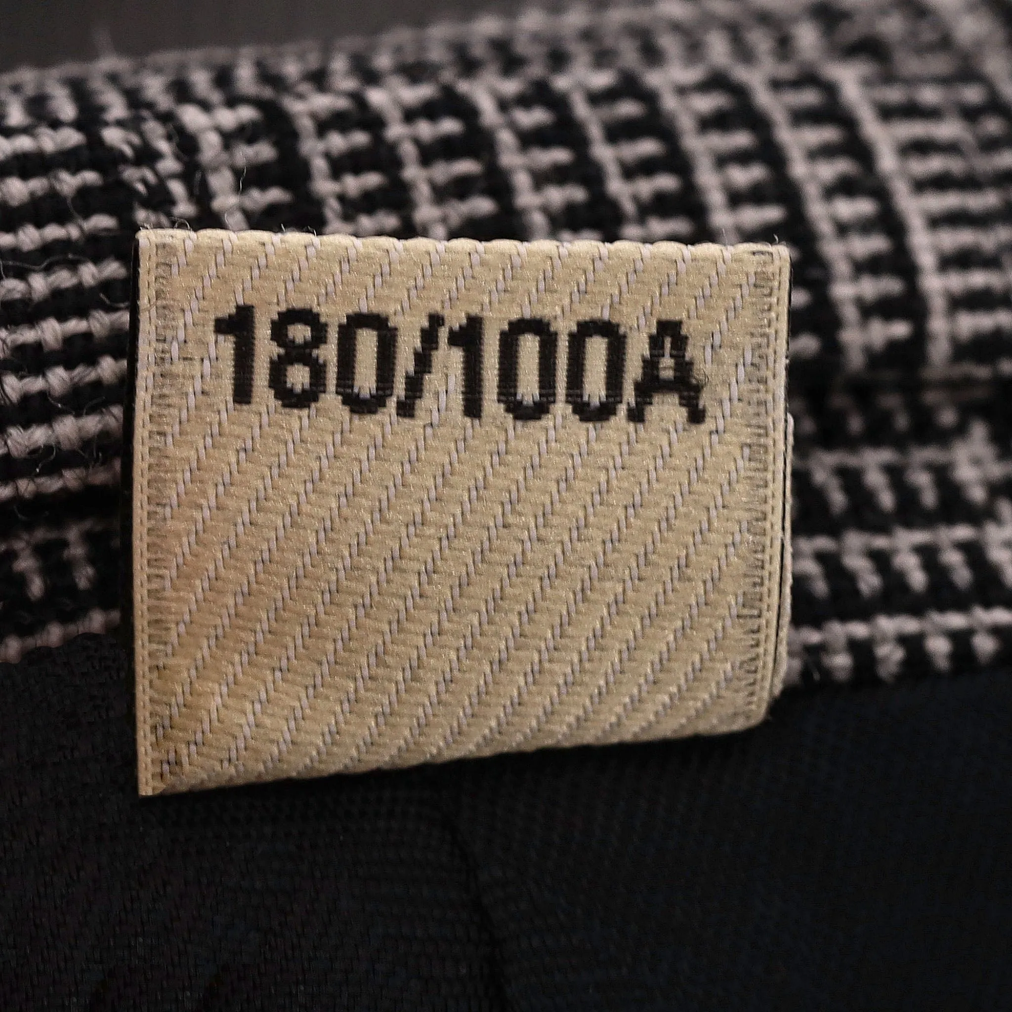 Burberry London Wool Checked Jacket. Size 52IT