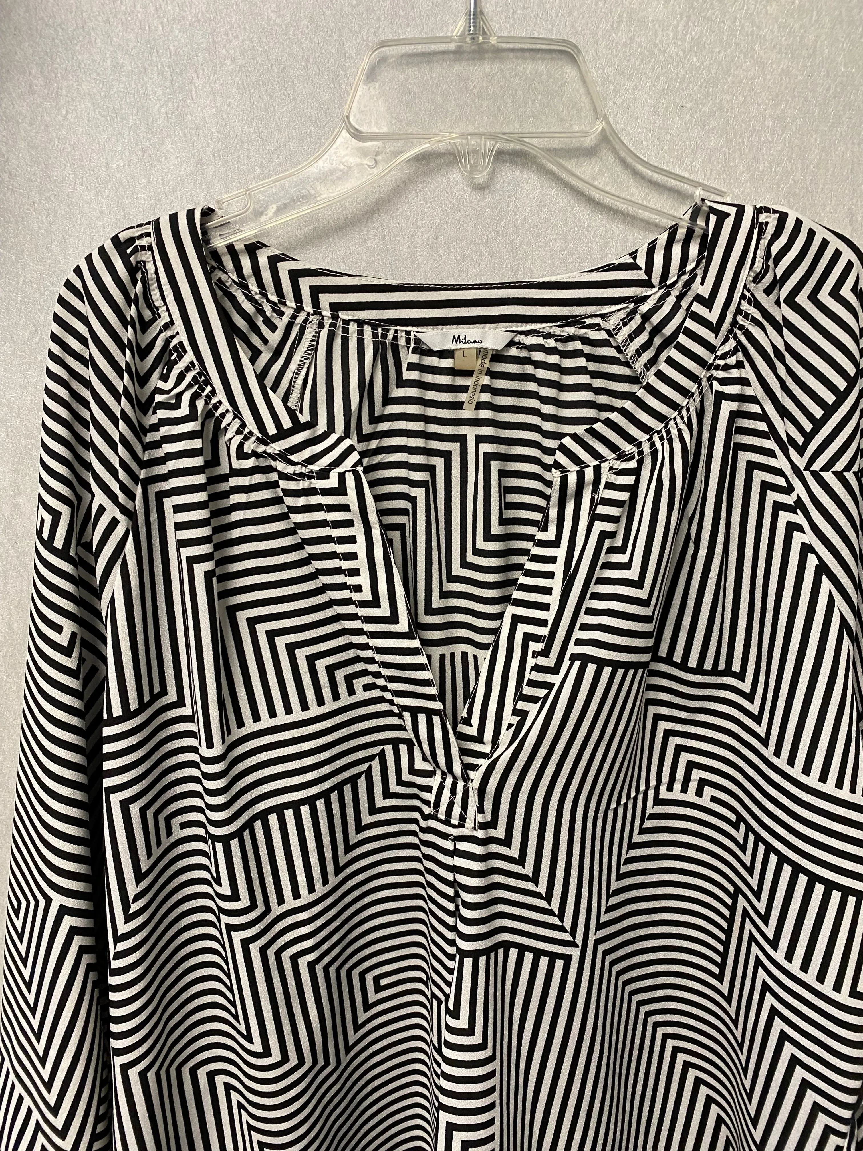 Milano Womens Tunic Blouse Black White Striped V Neck Pleated 3/4 Sleeves Size L