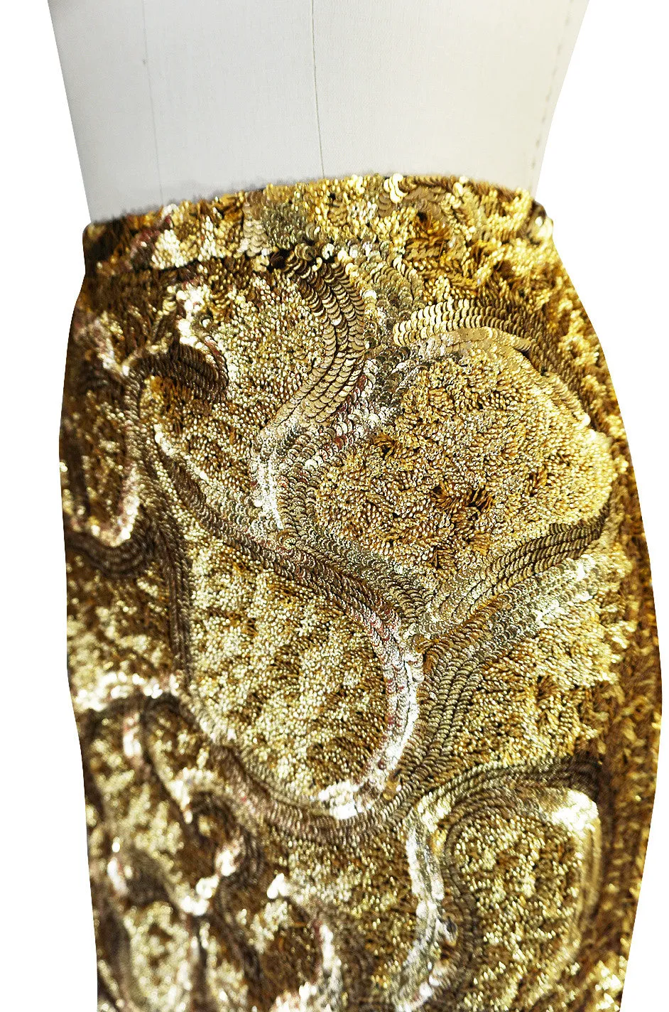 Resort 2014 Burberry Prorsum Hammered Gold Sequin Skirt