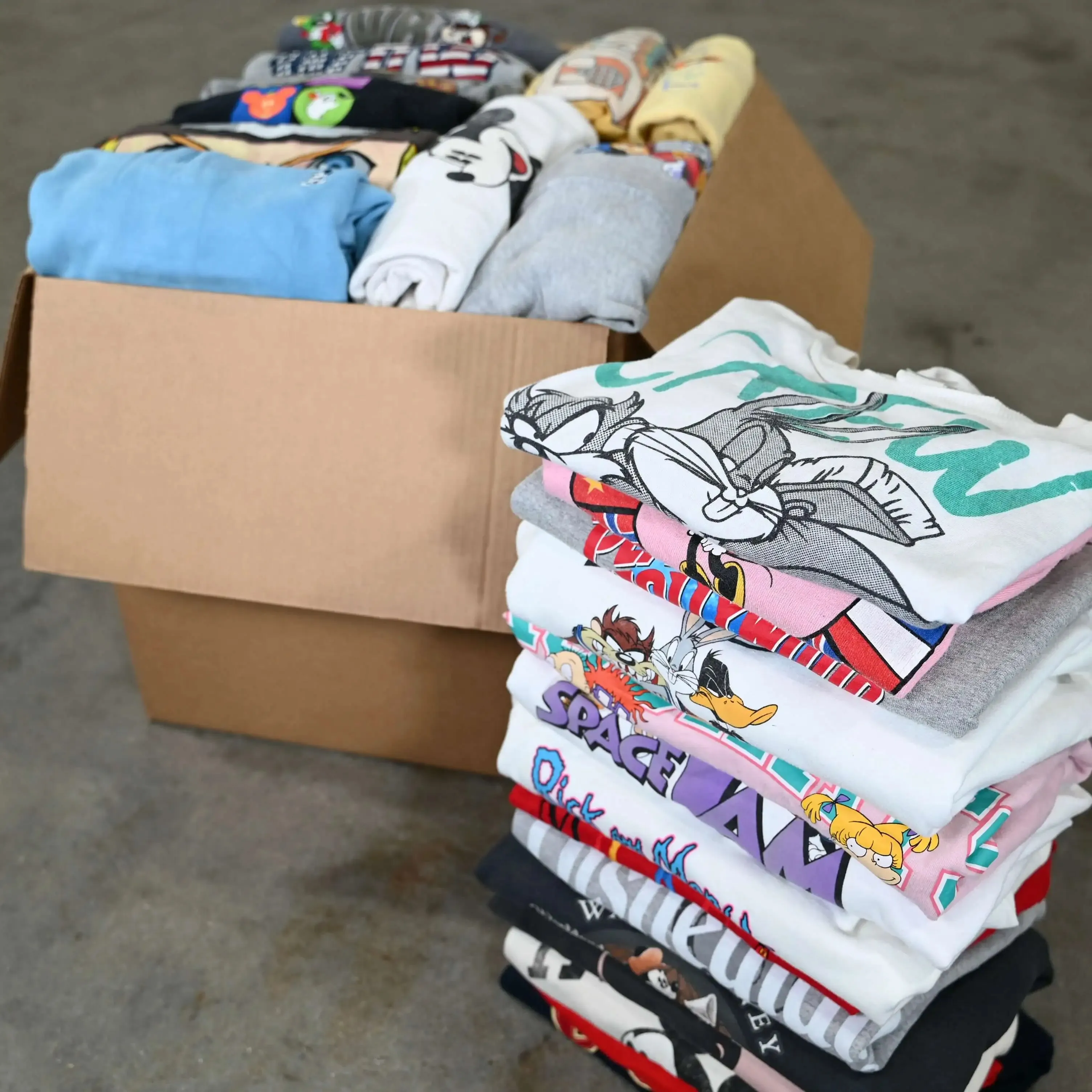 Wholesale Disney/Cartoon Sweatshirts